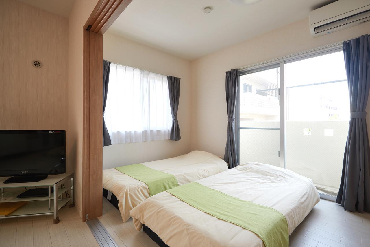 Rainbow Terrace Ginowan Apartamento Exterior foto