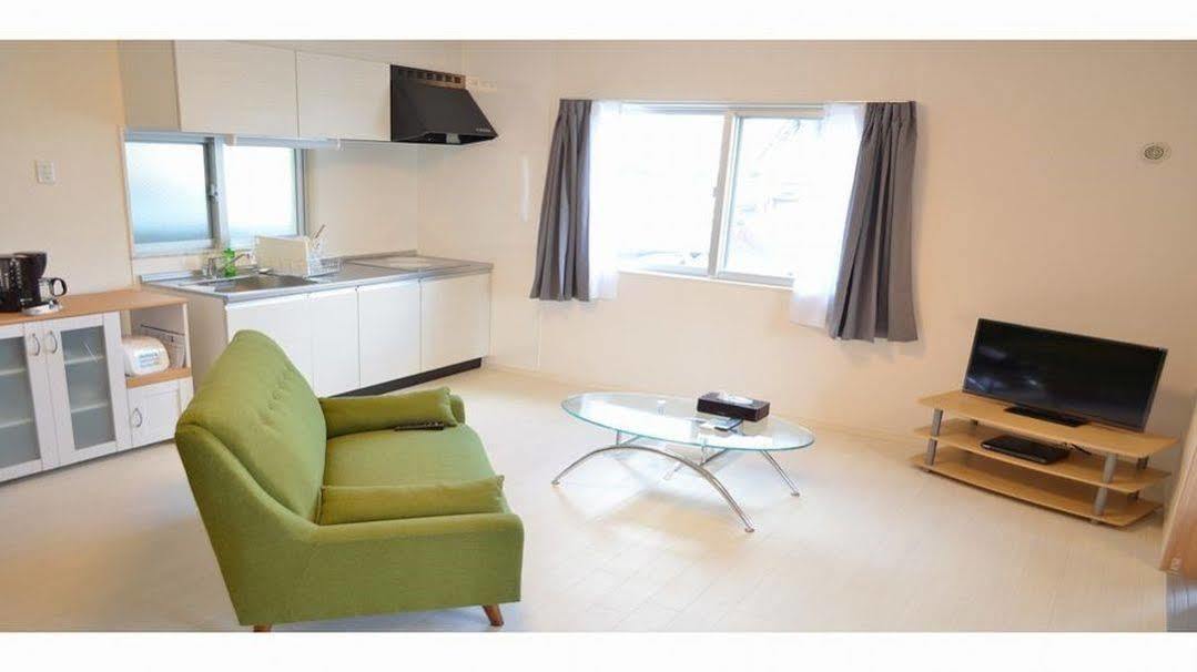 Rainbow Terrace Ginowan Apartamento Exterior foto